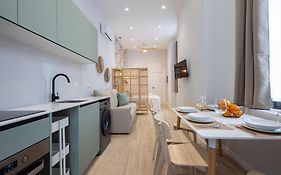 Florit Flats - The Trafalgar Apartment IV